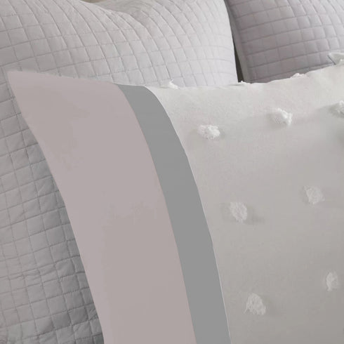 Kai Pom Pom Double Bed Microfiber Winter Comforter With 2 Pillow Covers